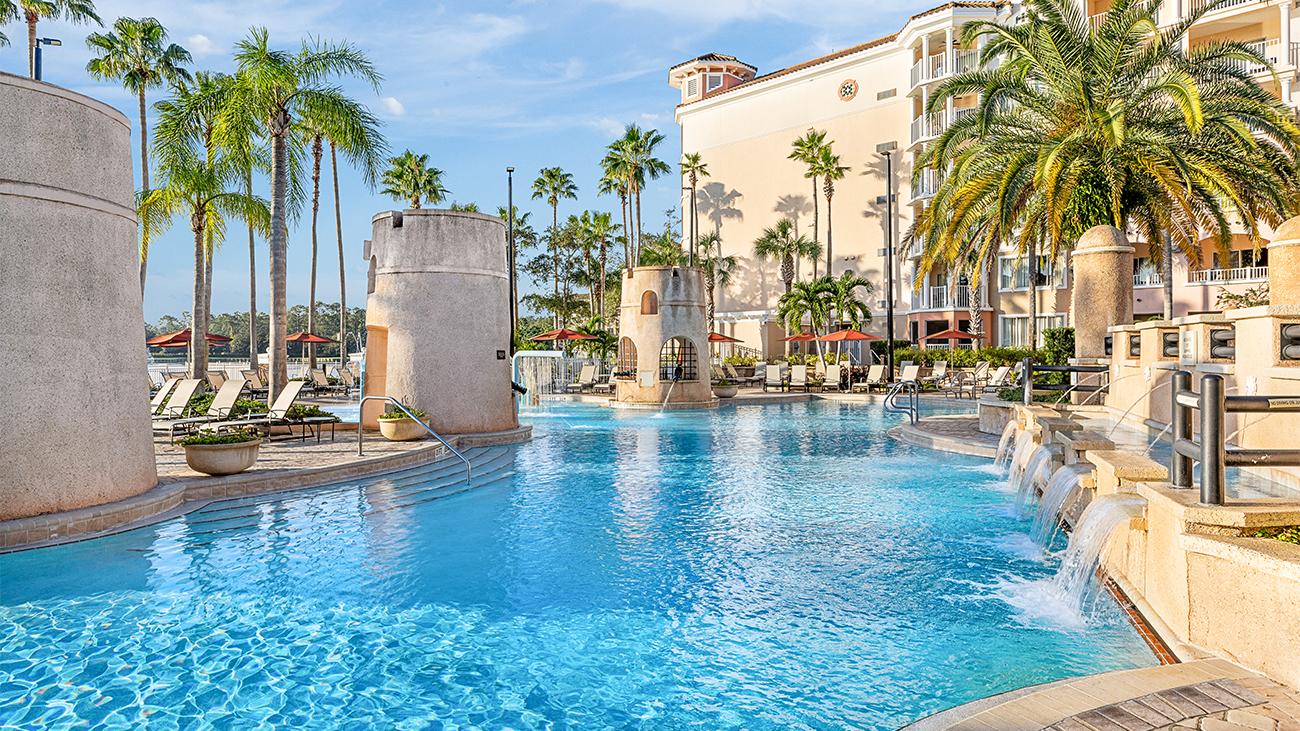Plaza del Sol Outdoor Pool